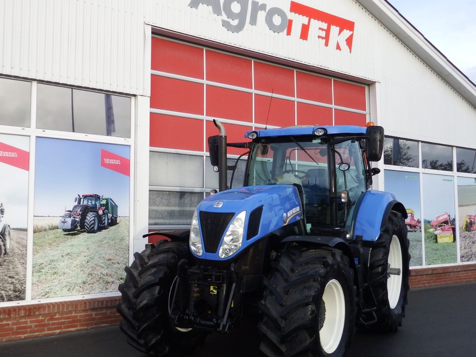 New Holland T7.220 PC CLASSIC - Traktorer - Traktorer 4 wd - 2
