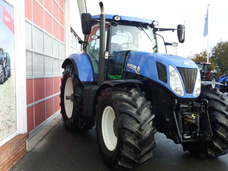 New Holland T7.220 PC CLASSIC - Traktorer - Traktorer 4 wd - 1