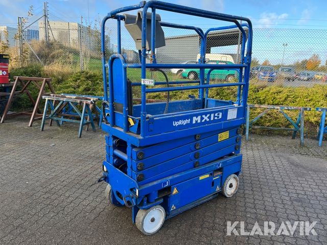 Upright mx19