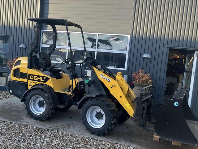 Gehl AL440