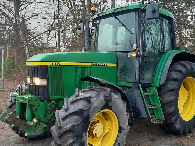 John Deere 6610 m/Frontlift