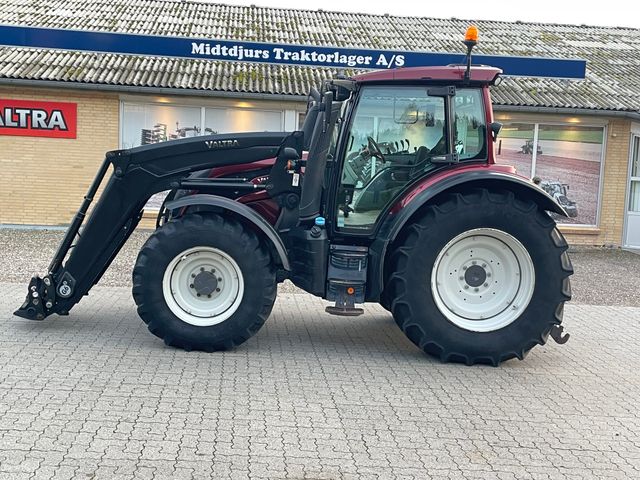 Valtra N154 Aktiv