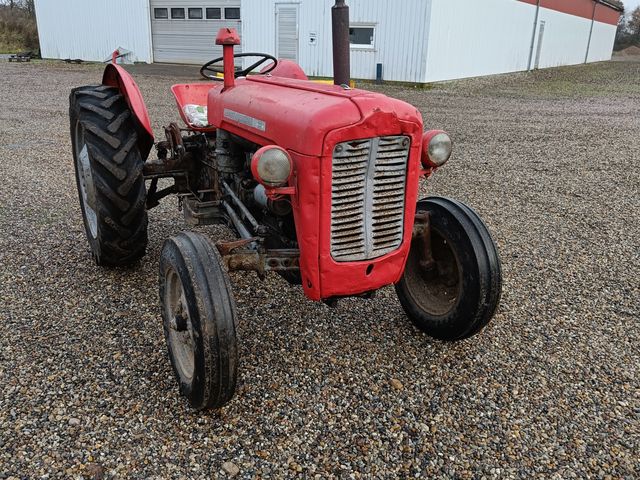 Massey Ferguson 35 - 3 cyl diesel