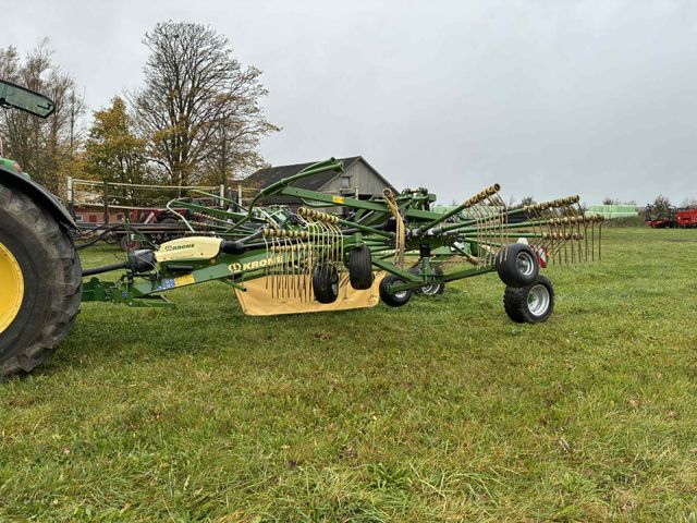 KRONE Swadro TC 880 