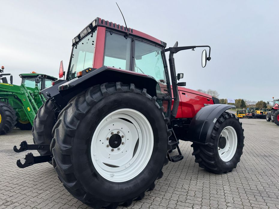 Valtra 8950 KUN 5200 TIMER! ÆGTE LIEBHAVERI! - Traktorer - Traktorer 4 wd - 11