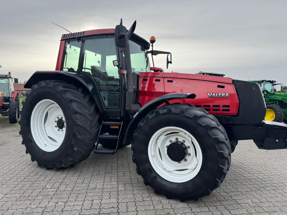 Valtra 8950 KUN 5200 TIMER! ÆGTE LIEBHAVERI! - Traktorer - Traktorer 4 wd - 8