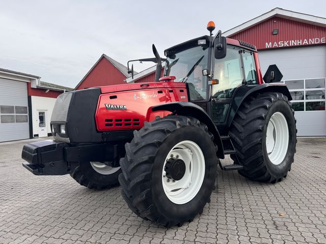 Valtra 8950