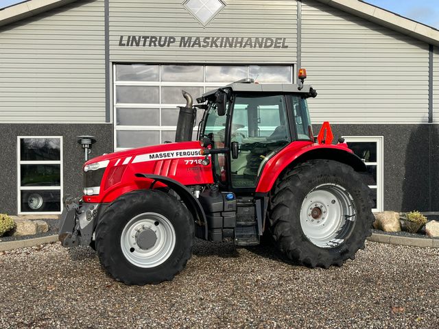 Massey Ferguson 7718 Dyna VT