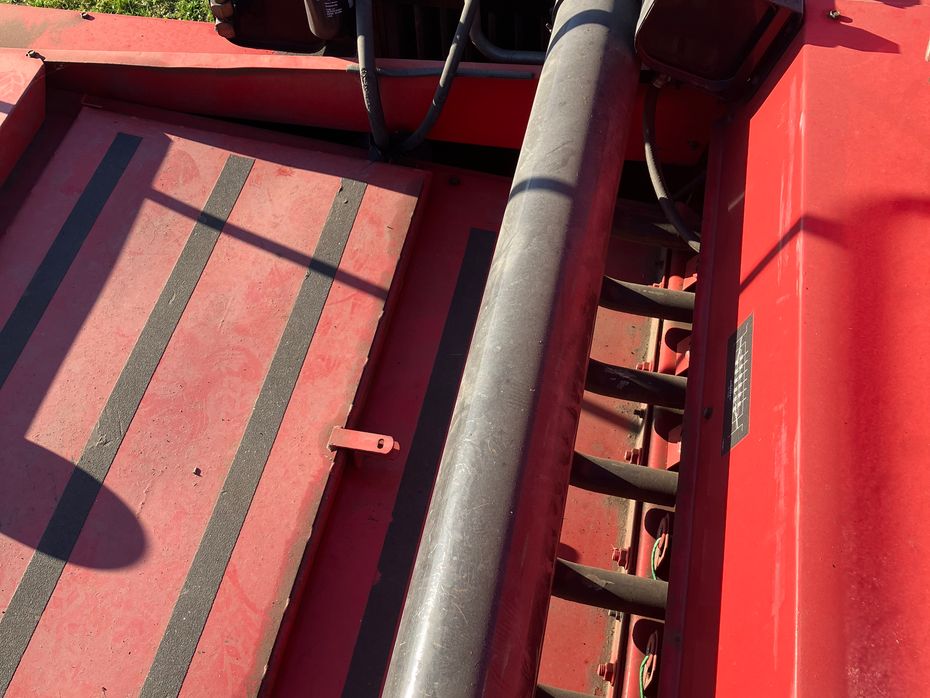 Massey Ferguson 190 - Pressere - Bigballe - 8