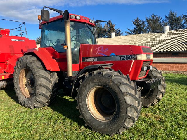 Case IH MAGNUM 7250 PRO
