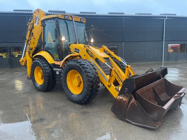 JCB 4CX