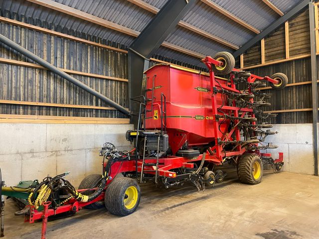 Väderstad Seed Hawk 800C