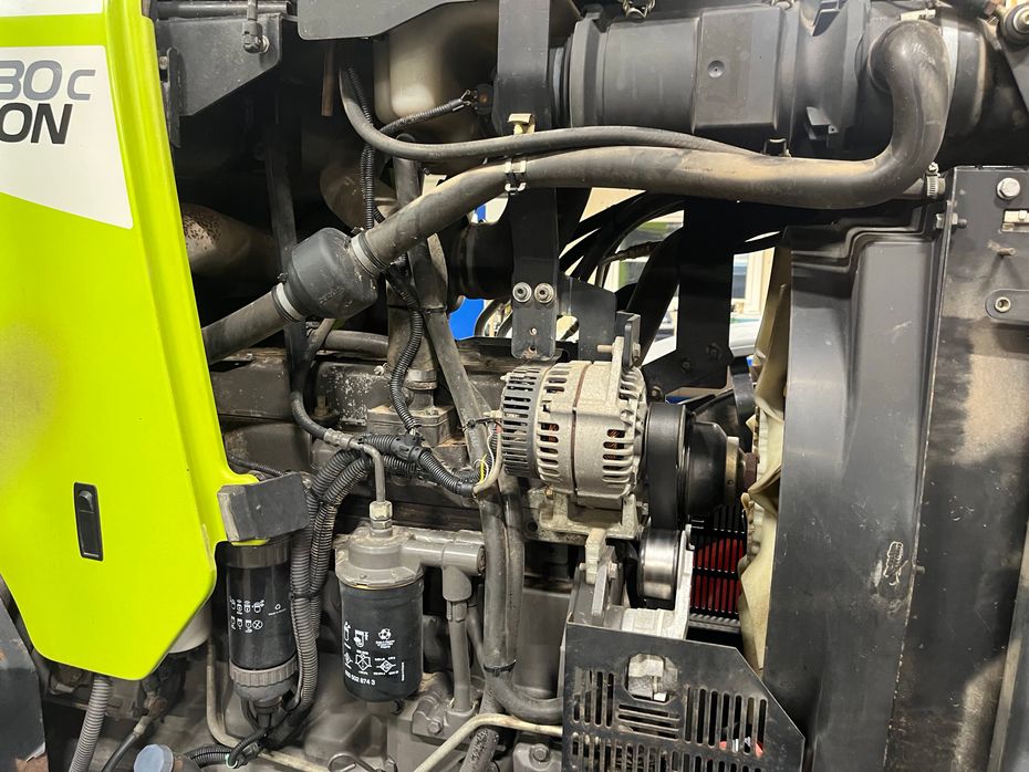 CLAAS Arion 630C Kun 4300 timer - Traktorer - Traktorer 4 wd - 6