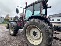 Valtra 900 med Ålø Frontlæsser Valtra 900 - Traktorer - Traktorer 4 wd - 5