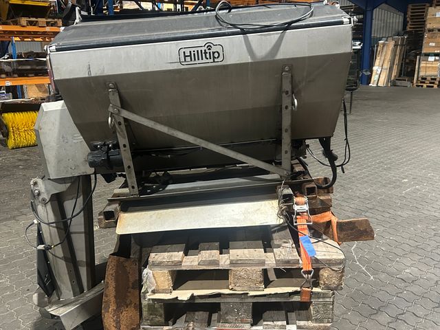 HillTip ICESTRIKER 380