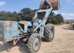 Ford Major 4WD omvendt lssemaskine Major 4WD ombygget lssemaskine