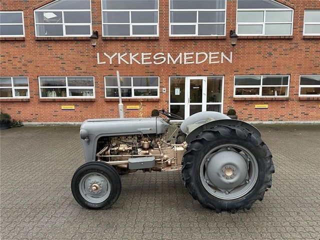 Massey Ferguson 35