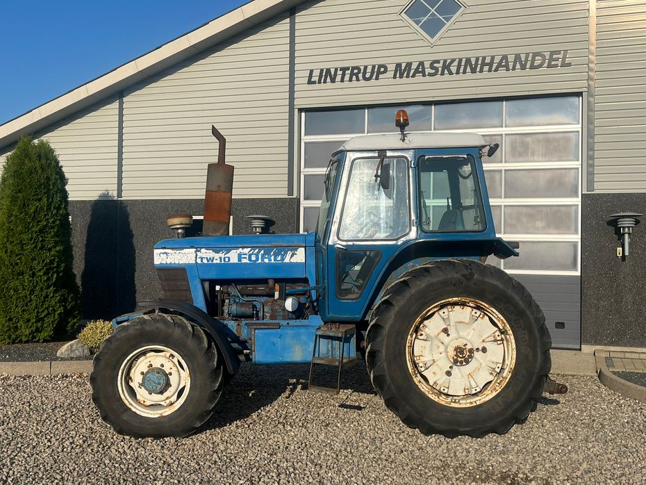 Ford TW10 Meget original 4wd Ford TW10. - Traktorer - Traktorer 4 wd - 10