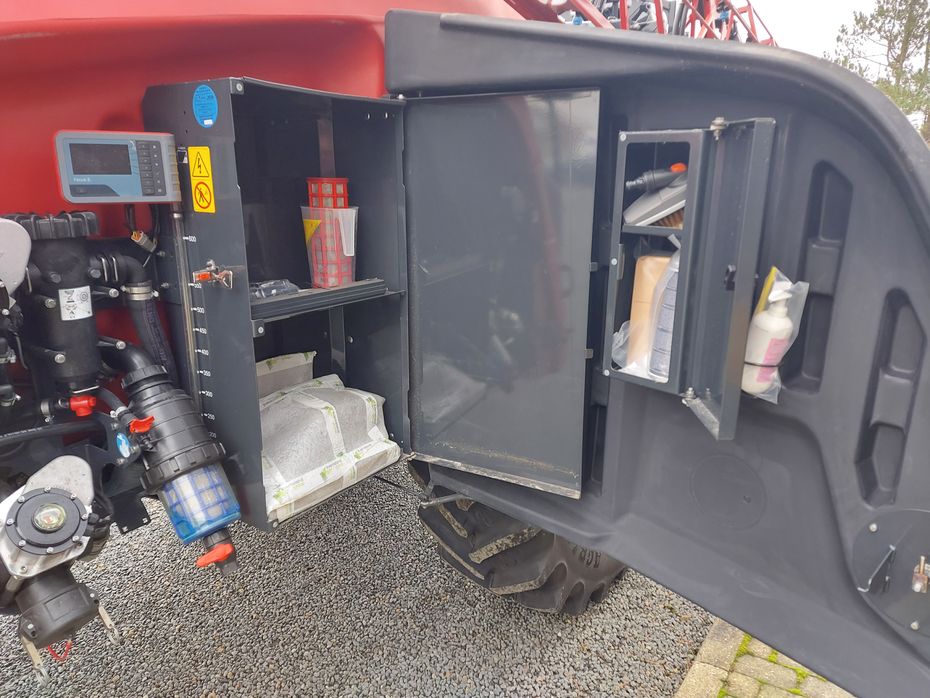 Kverneland iXtrack T4  4600 L, 28 m HSS Bom, 7 sektioner - Sprøjter - Trailersprøjter - 12