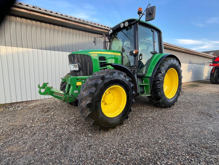 John Deere 6330 PREMIUM TLS ZUIDBERG FRONTLIFT - Traktorer - Traktorer 4 wd - 4