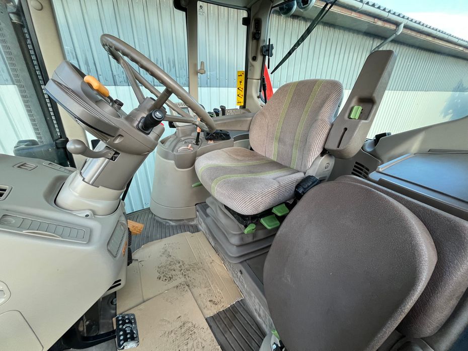 John Deere 6330 PREMIUM TLS ZUIDBERG FRONTLIFT - Traktorer - Traktorer 4 wd - 5