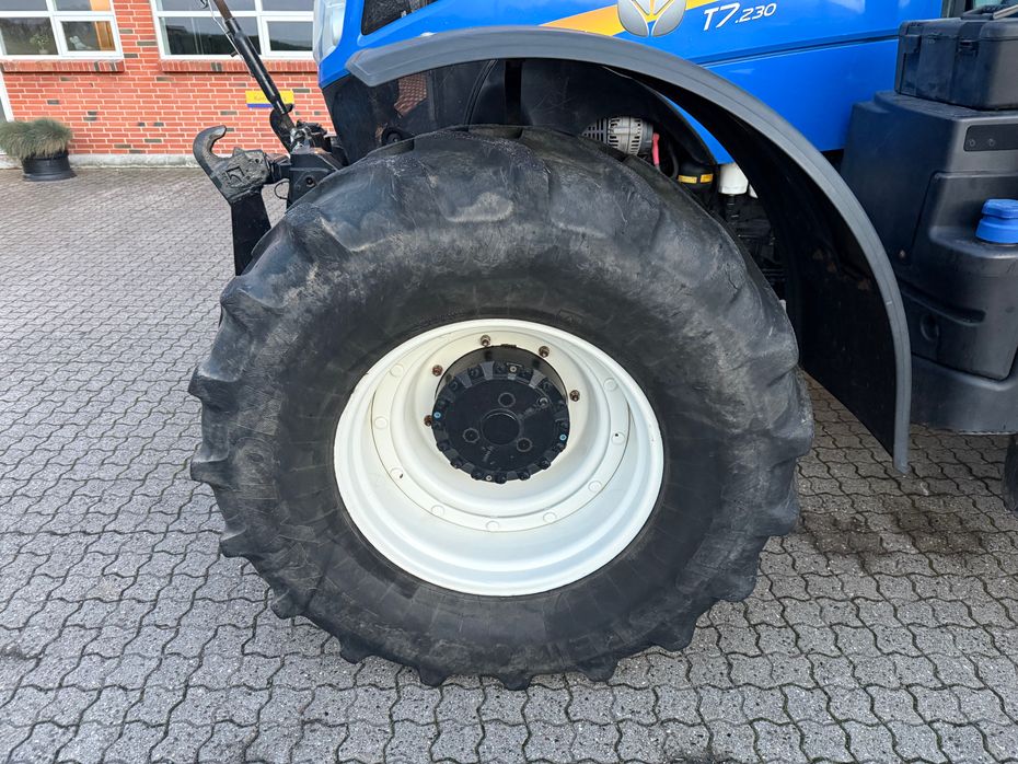 New Holland T7.230 - Traktorer - Traktorer 4 wd - 9