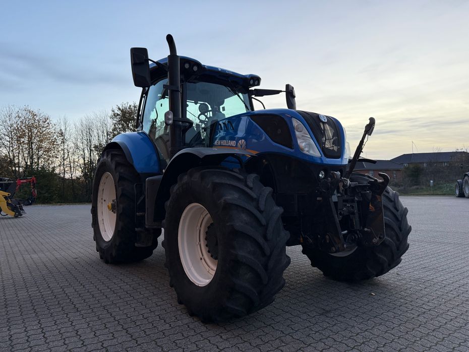 New Holland T7.230 - Traktorer - Traktorer 4 wd - 4