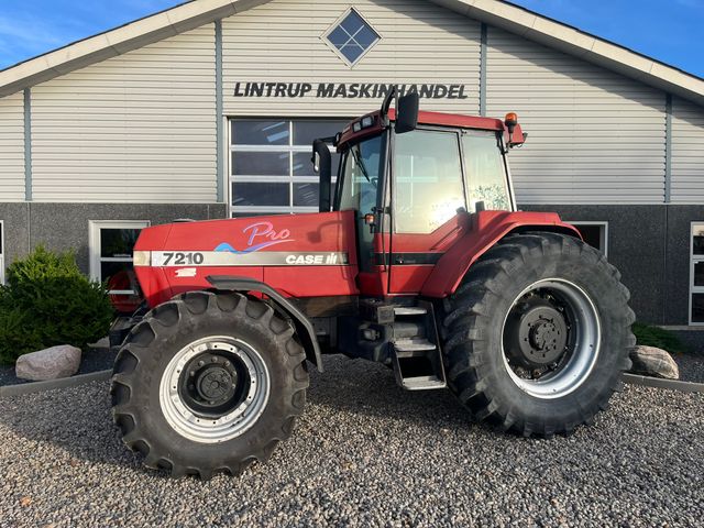 Case IH Magnum 7210 PRO