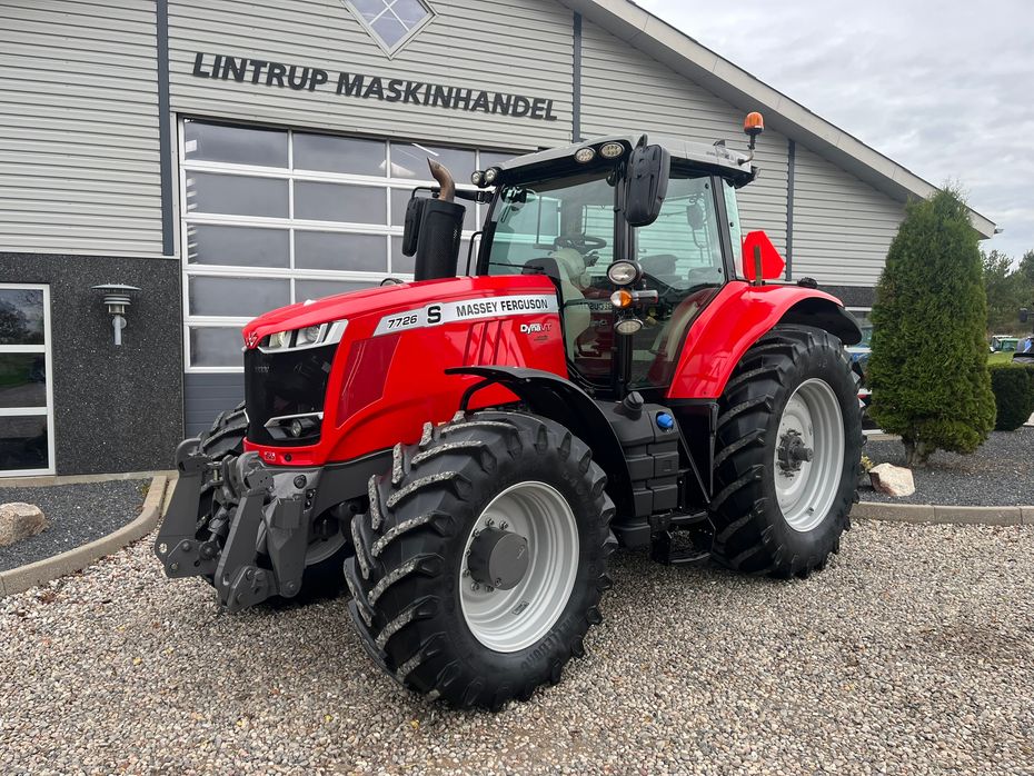Massey Ferguson 7726 S DynaVT Med frontlift - Traktorer - Traktorer 4 wd - 2