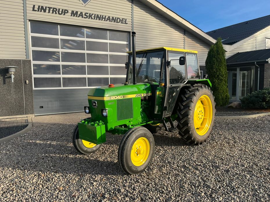 John Deere 2040 Med nye dæk hele vejen rundt - Traktorer - Traktorer 2 wd - 2