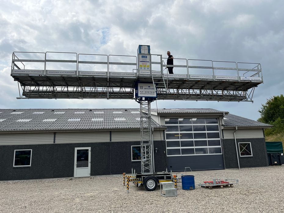 Manitou Mandskabskurv arbejdsplatformen, Byggeelevatorer, mastklatreplatforme, byggehejs, Climber, buildclimber - Læssemaskiner - Teleskoplæssere - 1