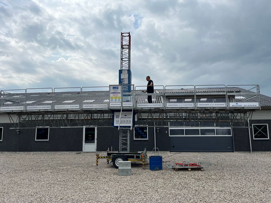 Manitou Mandskabskurv arbejdsplatformen, Byggeelevatorer, mastklatreplatforme, byggehejs, Climber, buildclimber - Læssemaskiner - Teleskoplæssere - 17