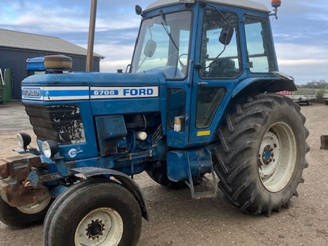 Ford 6700