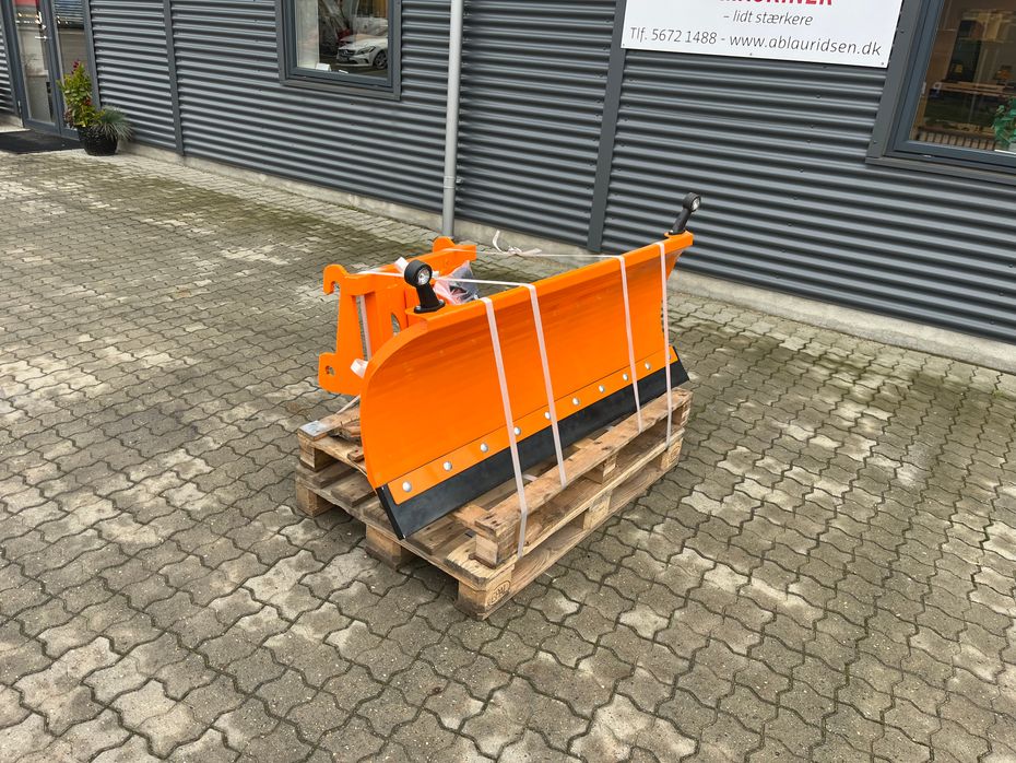 Sigma Pro g103 150 150cm sneplov med hydraulisk sving og Giant fæste - Minilæsser tilbehør - Redskaber - 2