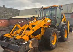 JCB 4CX