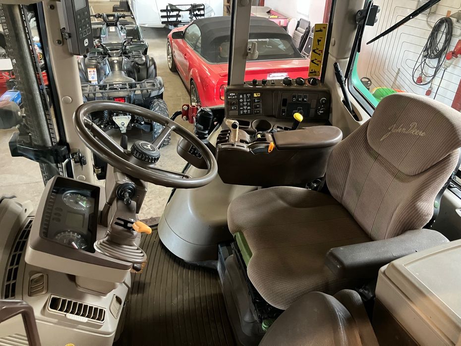 John Deere 6420 TLS - Traktorer - Traktorer 4 wd - 15