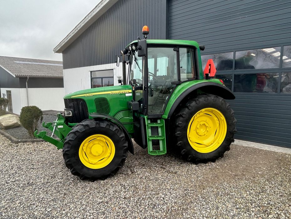 John Deere 6420 TLS - Traktorer - Traktorer 4 wd - 2