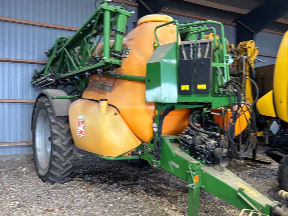 Amazone UX 5200 / 24 meter - Sprøjter - Trailersprøjter - 5