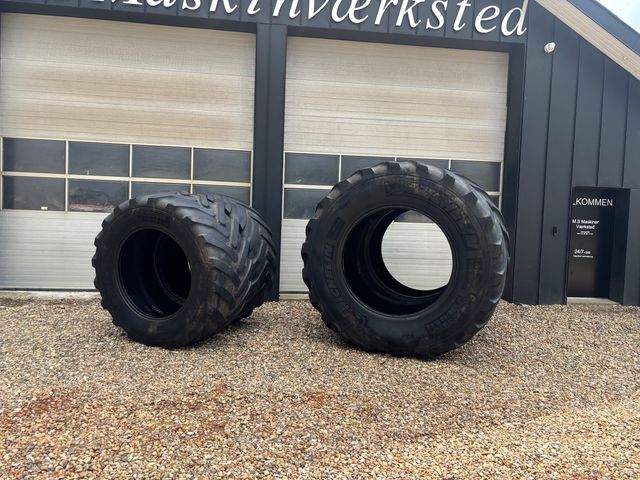 Michelin 900/65R46 & 710/60R38