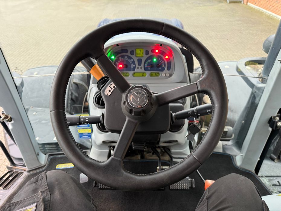 New Holland T7.315 HD BluePower - Traktorer - Traktorer 4 wd - 16