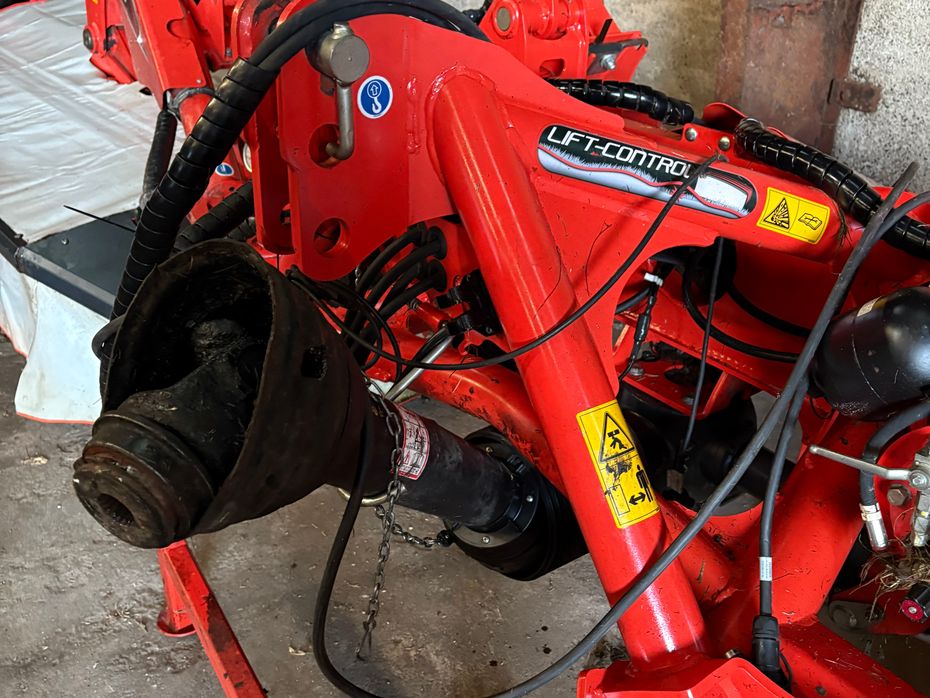 Kuhn FC10030 + FC3525F  Skårlægger Med stål finger crimper - Græsmaskiner - Skårlæggere/skivehøstere - 10