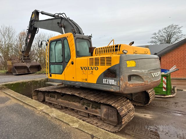 Volvo EC210 BLC