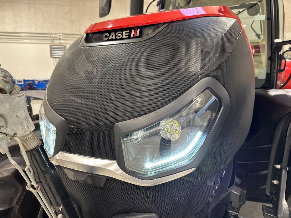 Case IH OPTUM 300 CVX AFS CONNECT KUN 1500 TIMER! MED DET NYE MODEL FØREHUS! - Traktorer - Traktorer 4 wd - 16