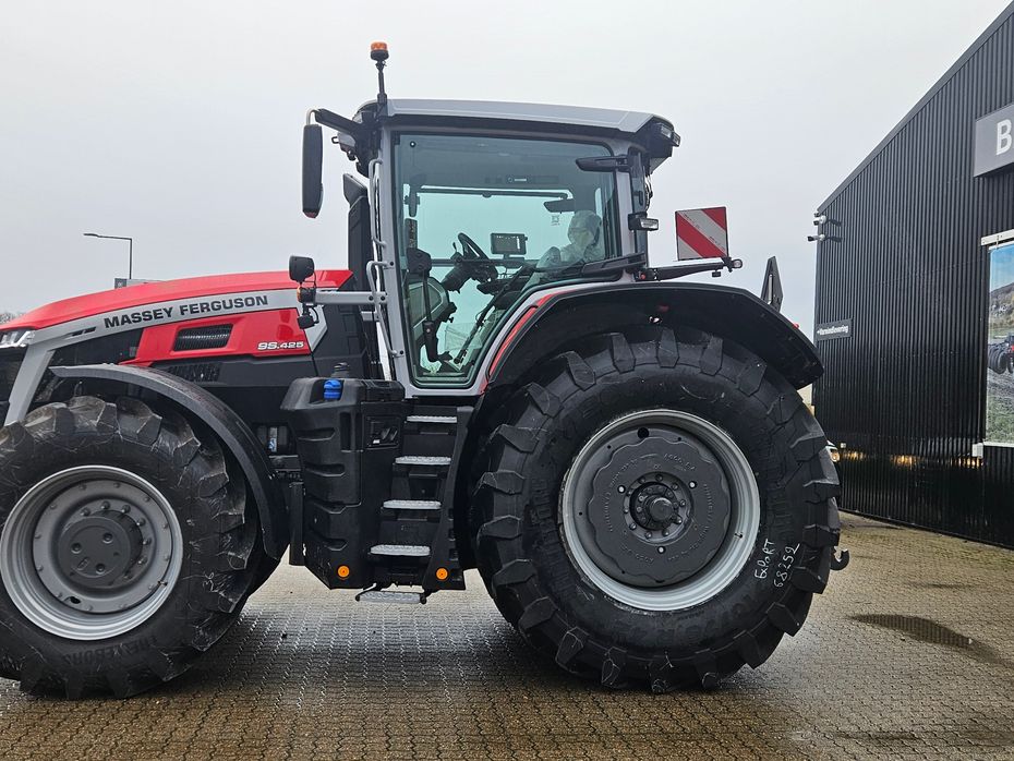 Massey Ferguson 9S.425 Dyna VT Exclusive Danmarks måske laveste rente!!! - Traktorer - Traktorer 4 wd - 8