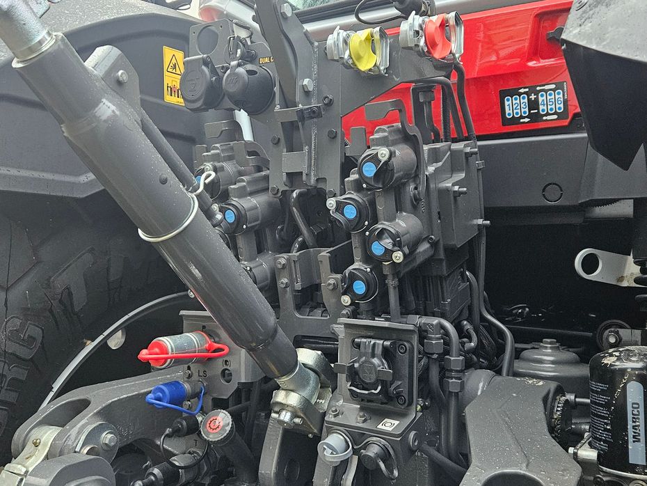 Massey Ferguson 9S.425 Dyna VT Exclusive Danmarks måske laveste rente!!! - Traktorer - Traktorer 4 wd - 4