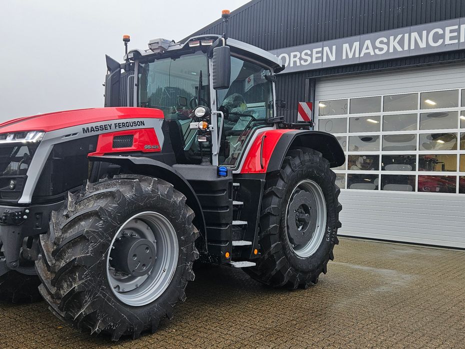 Massey Ferguson 9S.425 Dyna VT Exclusive Danmarks måske laveste rente!!! - Traktorer - Traktorer 4 wd - 1