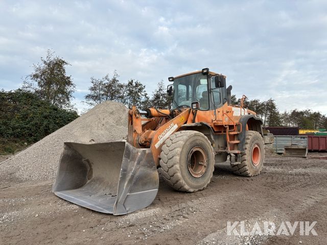 Doosan DL300
