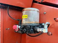 New Holland Hesston 4900 + Spragelse vogn & centralsmøring - Pressere - Bigballe - 13