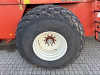 New Holland Hesston 4900 + Spragelse vogn & centralsmøring - Pressere - Bigballe - 11