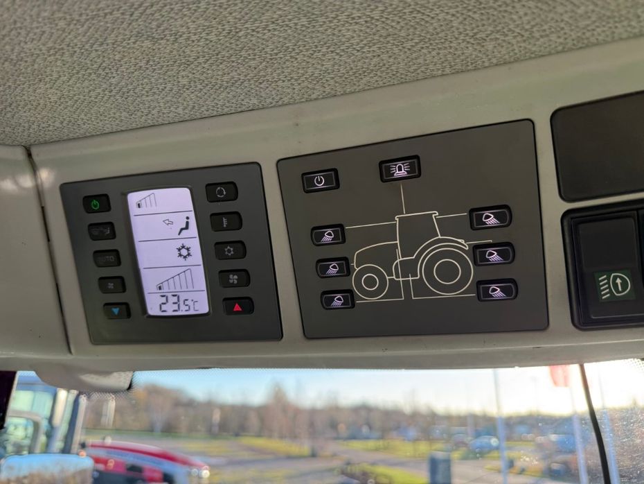 CLAAS ARION 650 C Matic Med frontpto - Traktorer - Traktorer 4 wd - 18